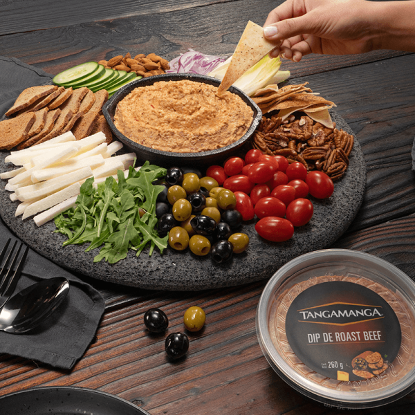 Pita chips con Dip de Roast Beef Tangamanga