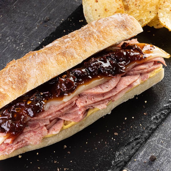 Bocata de queso de puerco